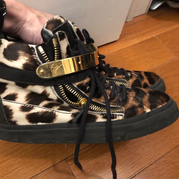 Giuseppe Zanotti Leopard High-Top Sneakers - Picture 4 of 4